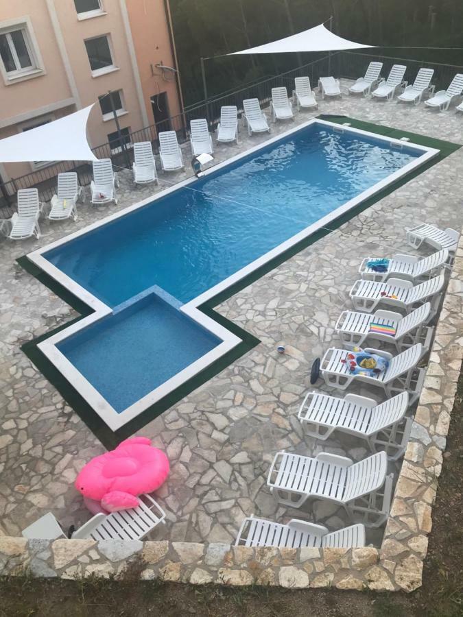 Villa Grand Bar Luaran gambar