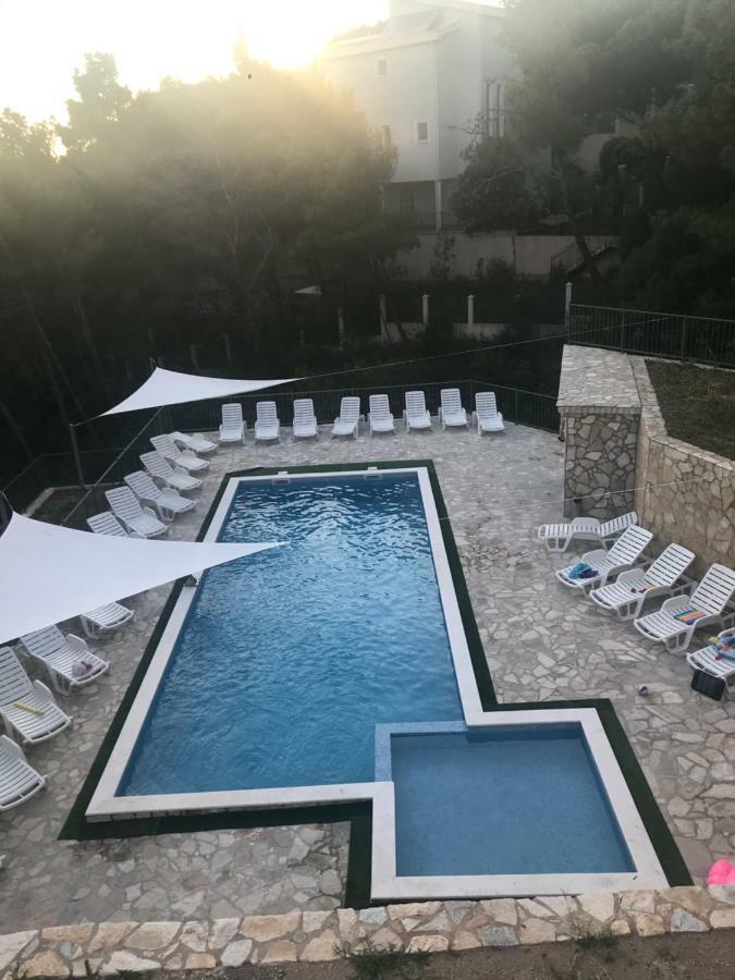 Villa Grand Bar Luaran gambar