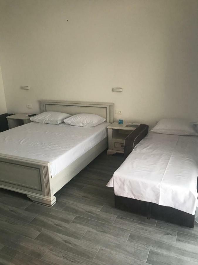 Villa Grand Bar Luaran gambar